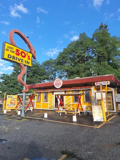 50's Burgers restaurant interior showing classic American diner atmosphere